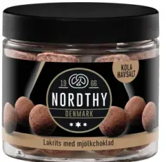 Nordthy Lakrits med mj&ouml;lkchoklad Kola & Havssalt 100g x 8st godis grossist