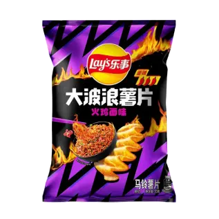 Lays Potatischips Big Wave Hot Chicken Noodle Smak 70g x 22st godis grossist